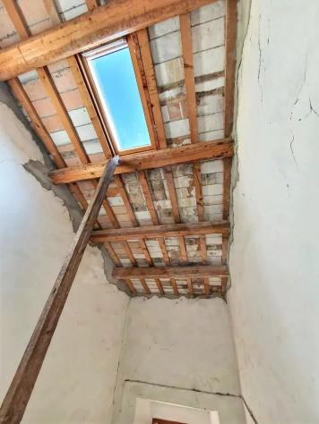 DOVADOLA - CASA INDIPENDENTE CON TERRENO AGRICOLO - Foto 17