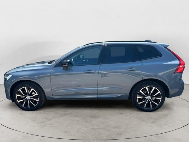 Volvo XC60 B4 197+14 CV AWD Mild Hybrid Diesel Automatico Ultimate Dark - Foto 4