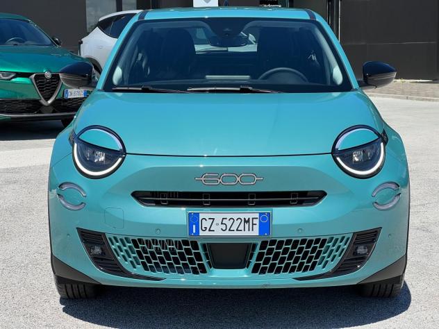 FIAT 600 1.2 Hybrid 145cv - Foto 3