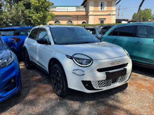 FIAT 600 Hybrid LA PRIMA 1.2cc 100cv AUT. NAVI. RETROCAM rif. 23993509 - Foto 2