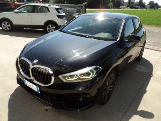 BMW 118 d 5p. Business Advantage rif. 23772371