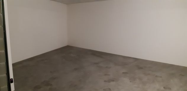 Privato Vende Ampio Box di 31 metri quadri - Foto 2