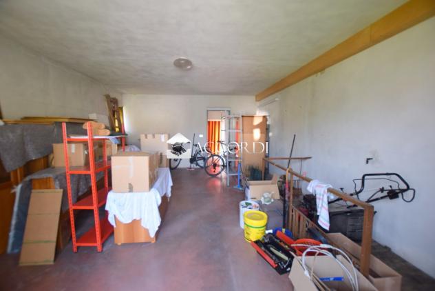 CASA INDIPENDENTE di 9 vani e di 298 mq (GIAVERA DEL MONTELLO) rif. PCS79A - Foto 12