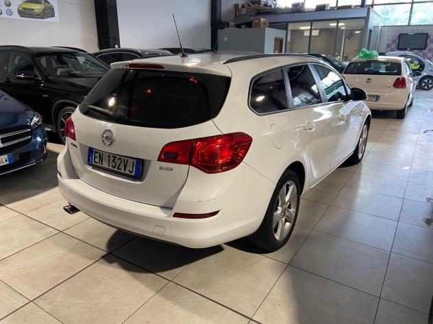 Opel Astra 1.4 Turbo 140CV Sports Tourer GPL Tech Cosmo - Foto 5