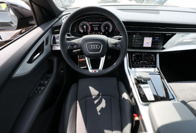 Audi Q8 50 TDI 286 CV quattro tiptronic 2S line Fari Laser Cerchi 22 - Foto 7