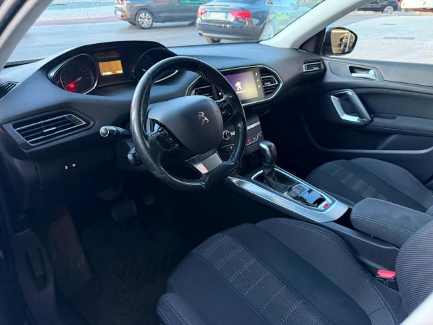 Peugeot 308 BlueHDi 150 EAT6 SW Business - Foto 7