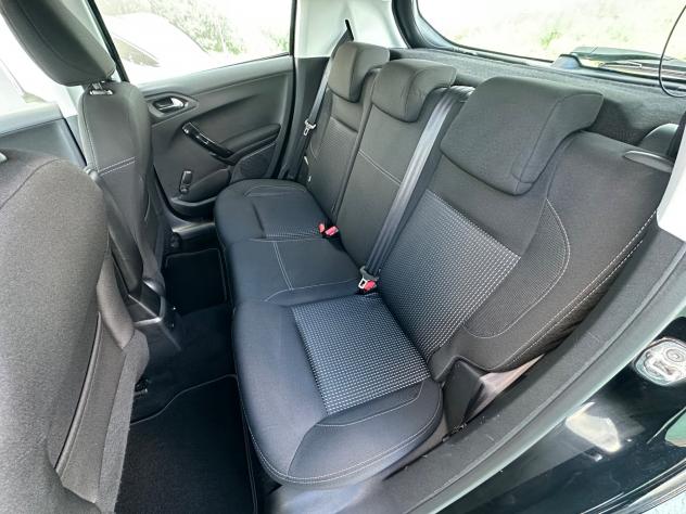 Peugeot 208 1.2 PureTech 82cv Active 2019 - Foto 8