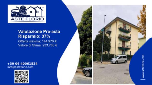 Immobile in asta di 117 m², box auto in vendita a Verona