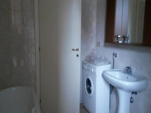 Appartamento di 48 m² con 1 locale e box auto in affitto a Cardano al Campo - Foto 9