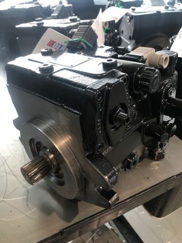 Pompa Bosch Rexroth A4VG40DA1D2/32R-NZC02F013SH