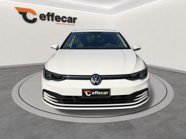 VOLKSWAGEN Golf 1.0 eTSI EVO DSG Life rif. 24139494 - Foto 2