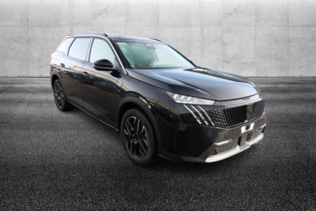 PEUGEOT 5008 Hybrid 145 e-DCS6 GT rif. 23759168