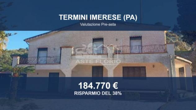 Immobile in asta di 264 m² con più di 5 locali in vendita a Termini Imerese