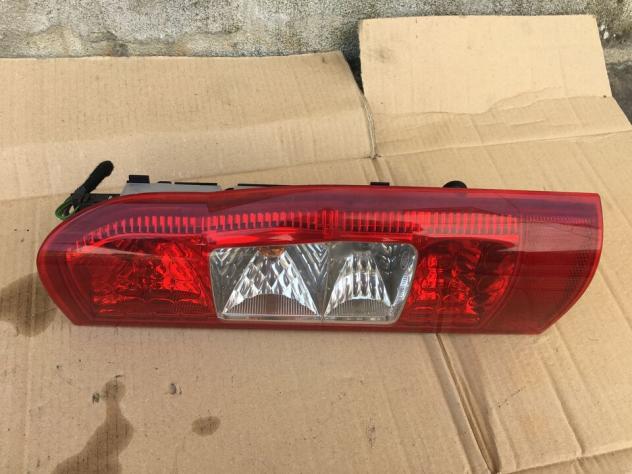 Fanale posteriore DESTRO Ford TRANSIT 2.2 TDCi 260 115 2012