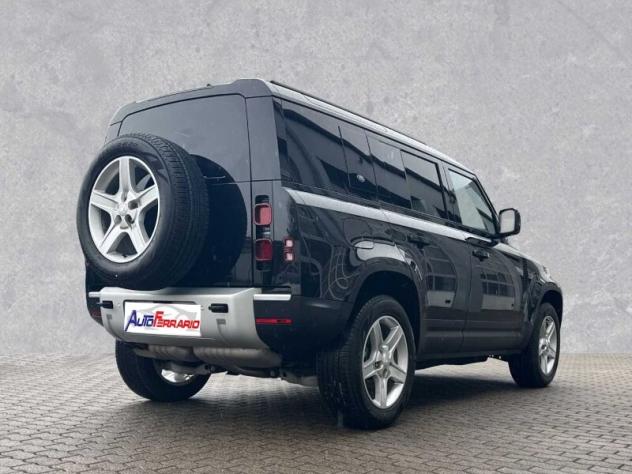 LAND ROVER Defender (2019) Defender 110 3.0D I6 200 CV AWD Auto SE - Foto 3