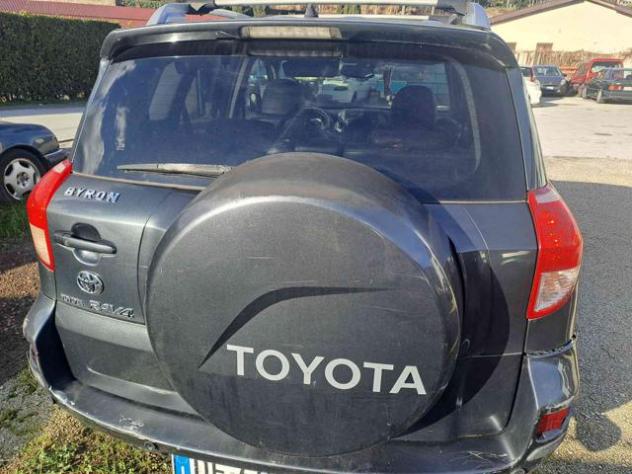 TOYOTA RAV 4 MY23 RAV4 2.2 D-4D 177 CV Luxury rif. 23321695 - Foto 6