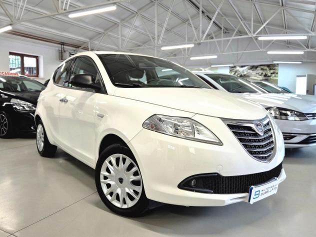 Lancia Ypsilon 1.2 69 CV 5 porte Silver
