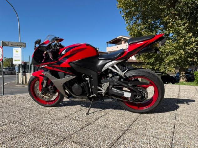 HONDA CBR 600 RR TUTTO INCLUSO ANCHE PASSAGGIO! MINI RATE rif. 24230182 - Foto 7
