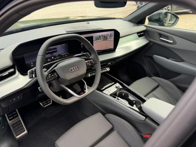 AUDI Q3 SPB TDI 142 kW quattro S tronic S Line rif. 24149618 - Foto 8