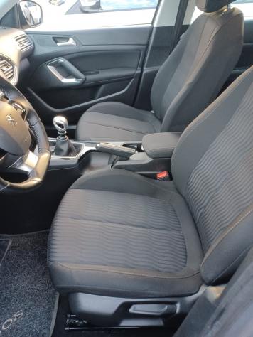 Peugeot 308 1..6 HDI 115CV ALLURE S.W. - Foto 7