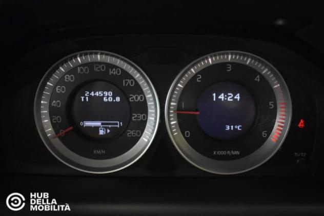 VOLVO XC60 DRIVe Kinetic rif. 24016355 - Foto 8