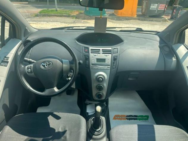 TOYOTA Yaris 1.0 3 porte Sol rif. 23940654 - Foto 5