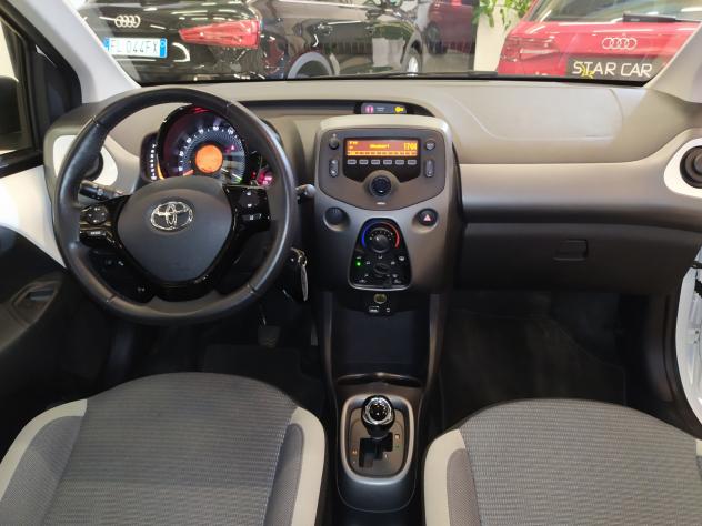 Toyota Aygo Connect 1.0 VVT-i 72 CV 5 porte x-cool MMT - Foto 8