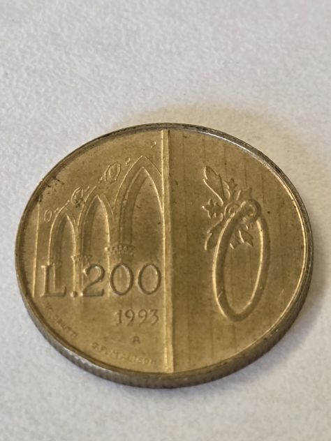 Numismatica, moneta da 200 lire della repubblica di San Marino, del 1993. - Foto 2