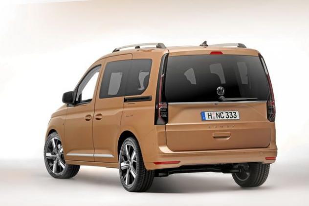 VOLKSWAGEN Caddy 1.5 PHEV DSG Space Maxi 5ª serie rif. 23759670 - Foto 4