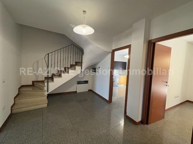 TRIPLEX IN A RESIDENTIAL COMPLEX FOR RENT IN VICENZA - Foto 4