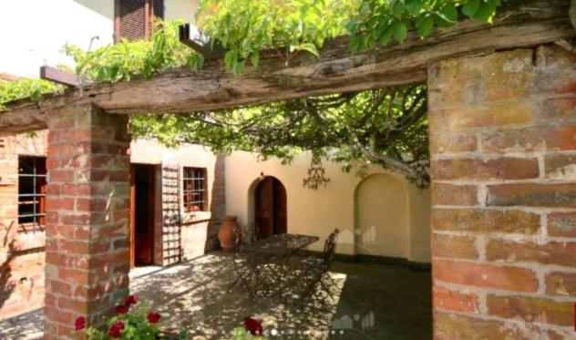 Vendesi Casale Con Vista Panoramica Su Cortona Rif. V154 - Foto 2