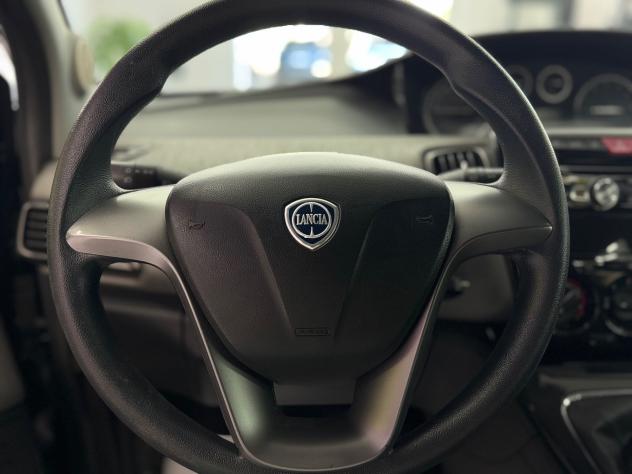 Lancia Ypsilon 1.2 GPL Ecochic Gold - Foto 10