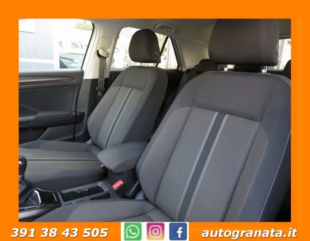 Volkswagen T-Roc 1.6 TDI 115cv STYLE B.MOTION TECH - Foto 6