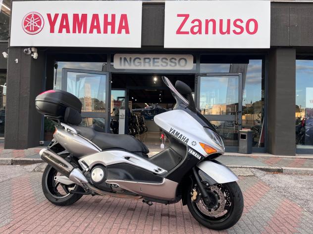 Yamaha T Max null