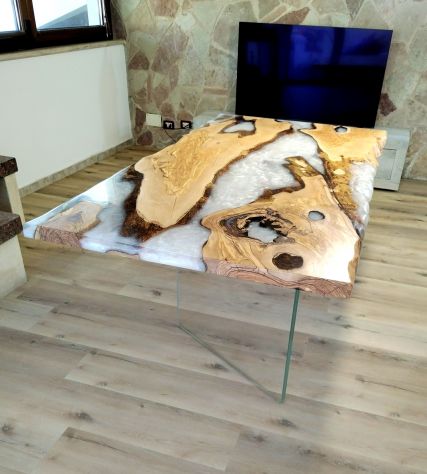 Tavolo in legno e resina - Foto 3