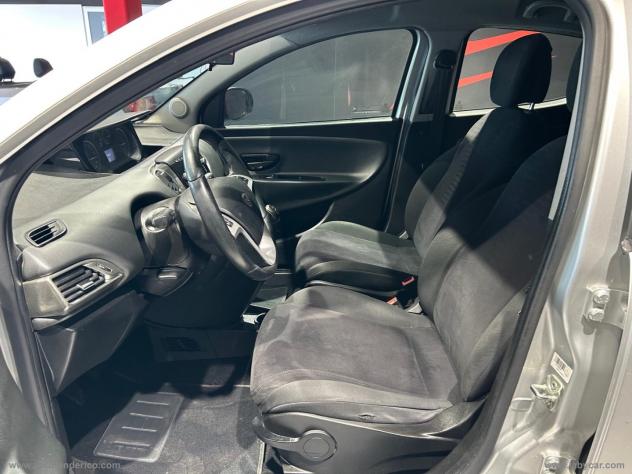 LANCIA Ypsilon 0.9 T.Air 85CV METANO 5p. Gold - Foto 3