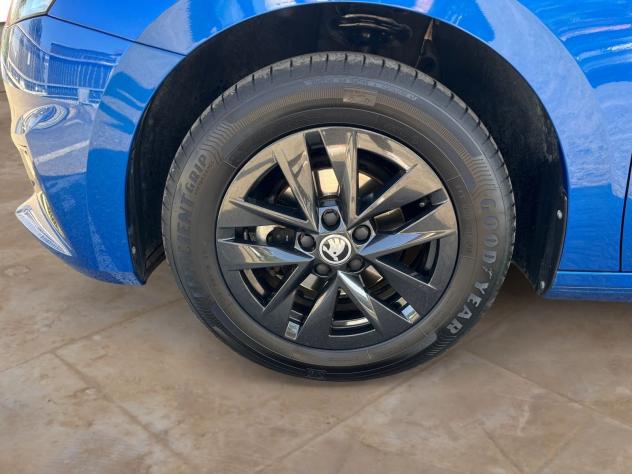 Škoda Fabia 1.0 TSI Evo 70KW YOUNG EDITION - Foto 9
