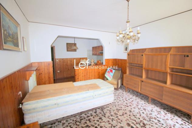 CASA INDIPENDENTE di 7 vani e di 367 mq (CISON DI VALMARINO) rif. LC46_6 - Foto 3