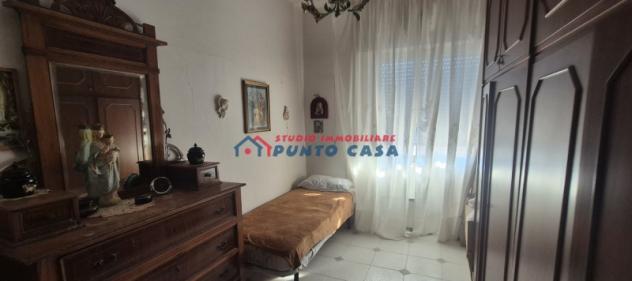 SAN GIULIANO – Appartamento all’8° e ultimo p. c/a – 100 mq ca. – 3 vani + acc. Buone condizioni, vista mare. Euro 59 mila CL GI - Foto 10
