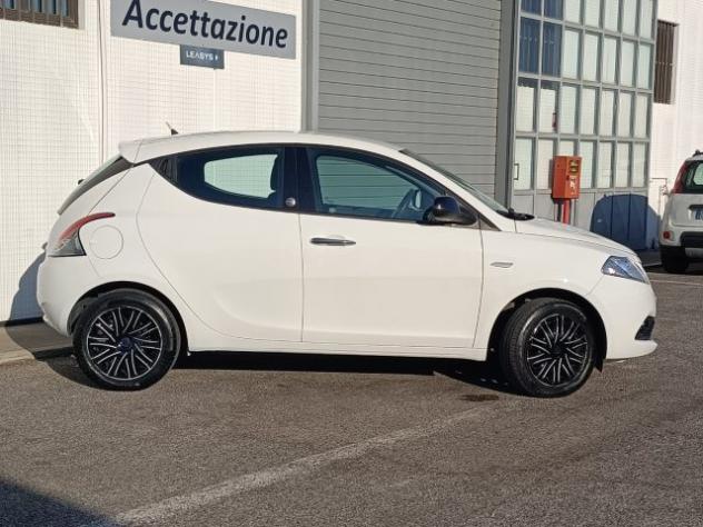 LANCIA Ypsilon 1.2 69 CV GPL Ecochic Gold rif. 23910321 - Foto 3