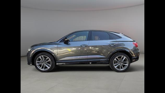 Audi Q3 I 2019 Sportback Sportback 40 2.0 tdi S line edition quattro 200cv s-troni - Foto 4