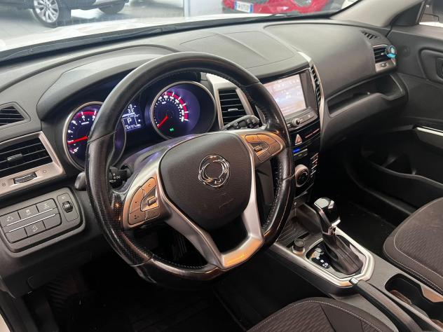 SsangYong Tivoli 1.6 4WD I Lov It Aut 128cv - OK NEOPATENTATI - Foto 8
