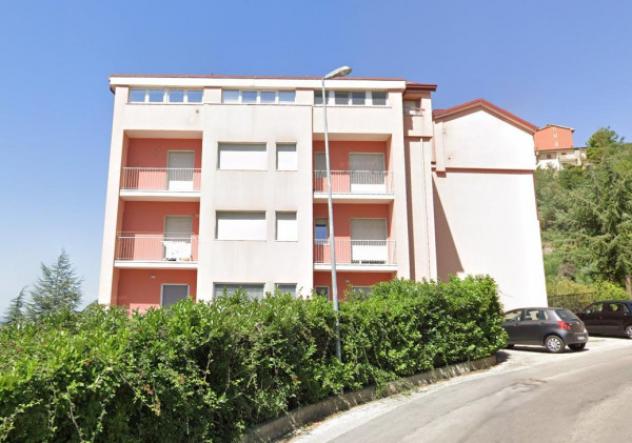 Immobile in asta di 118 m², box auto in vendita a Avigliano