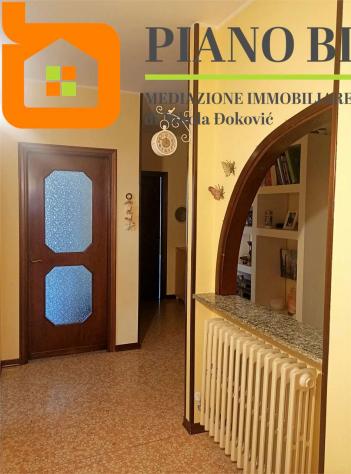 V000462 - APPARTAMENTO CON 3 CAMERE, BOX E SOLAIO - Foto 12