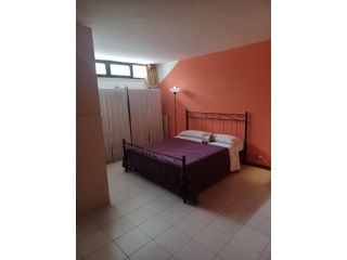 Dal 1 gennaio camera+ bagno+ cucina siena via sicilia 3343432064