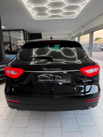 Maserati Levante V6 Diesel 275 CV AWD TETTO - Foto 4