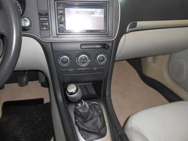 SAAB 9-3 Cabriolet 1.9 TiD 16V DPF Vector rif. 24011076 - Foto 10