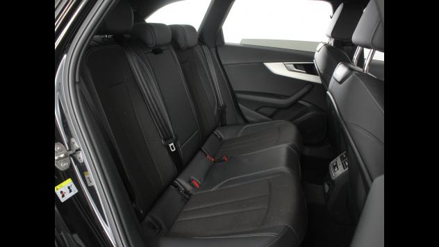 Audi A4 V 2019 Avant Avant 40 2.0 tdi mhev S line edition quattro 204cv s-tron - Foto 8