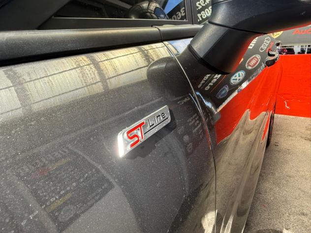 Ford Fiesta 1.0 Ecoboost Hybrid 125 CV 5 porte ST-Line - Foto 9