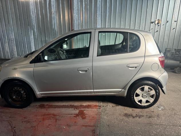 Toyota Yaris 1.0i 16V cat 5 porte Sol - Foto 8